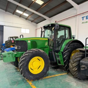 John Deere 6820
